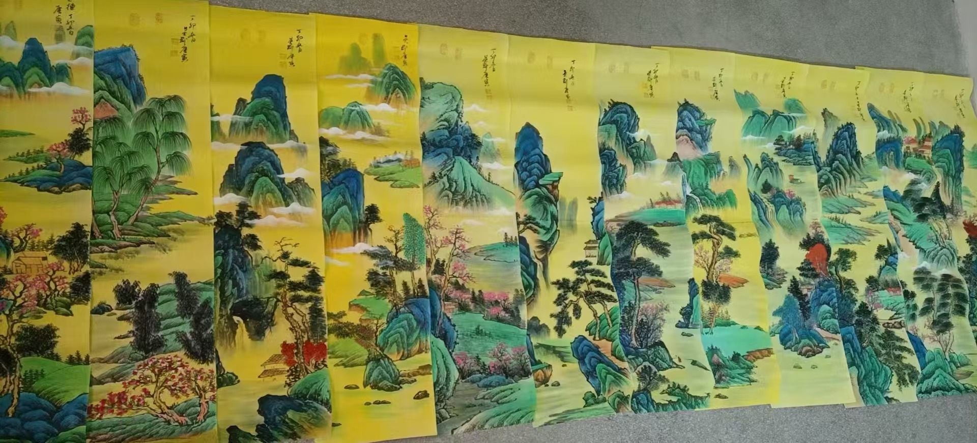 唐寅《山水图》十二条屏-嘉诚艺术