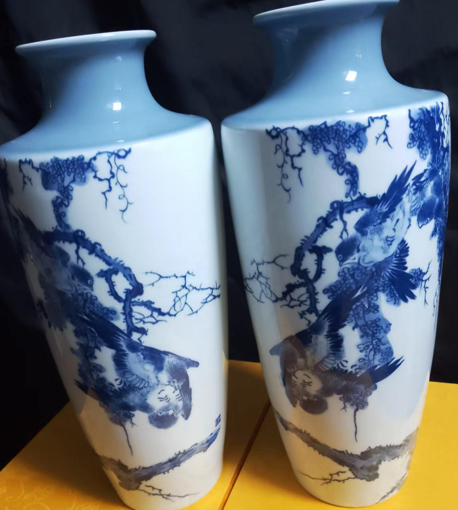图片[1]-王步《清风艳影》青花釉里豆绿彩-嘉诚艺术