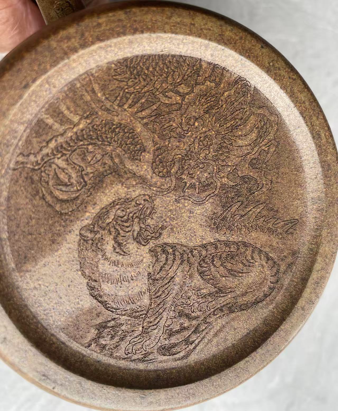 紫砂壶《虎啸龙吟》