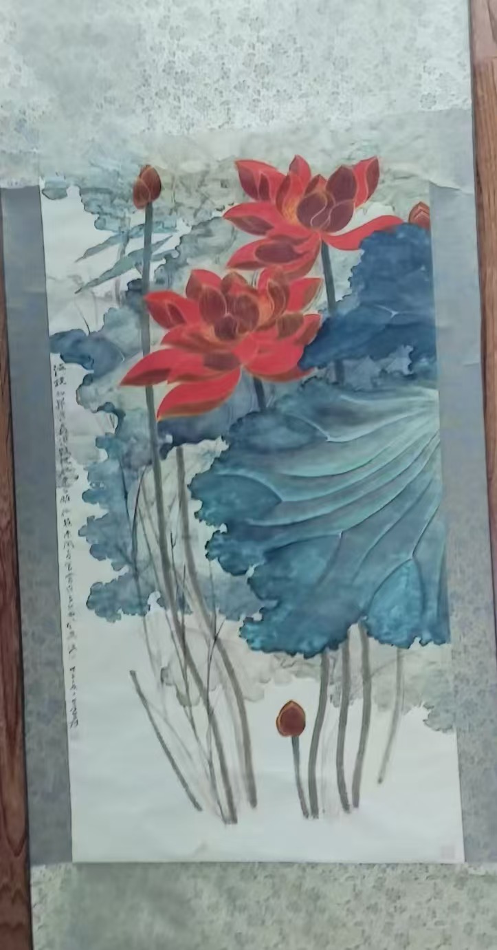 张大千《金丝荷花图》-嘉诚艺术