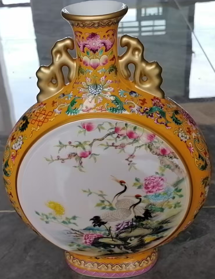 乾隆年制《珐琅彩仙鹤双耳抱月扁瓶》-嘉诚艺术
