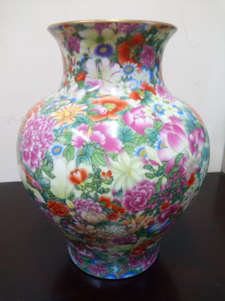 图片[1]-蓝国华《万花天香富贵粉彩瓶》-嘉诚艺术