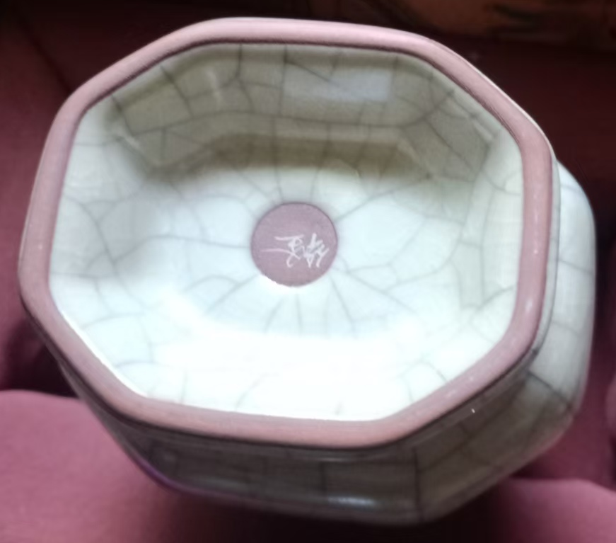 图片[2]-许华圣《八方贯耳壶》哥窑-嘉诚艺术