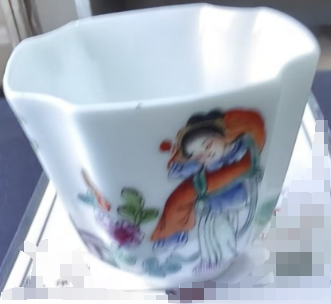 图片[2]-晚清《粉彩仕女纹四方杯》-嘉诚艺术