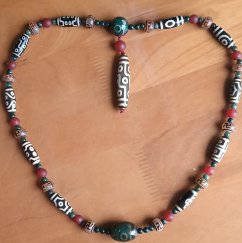 玛瑙珠串-嘉诚艺术