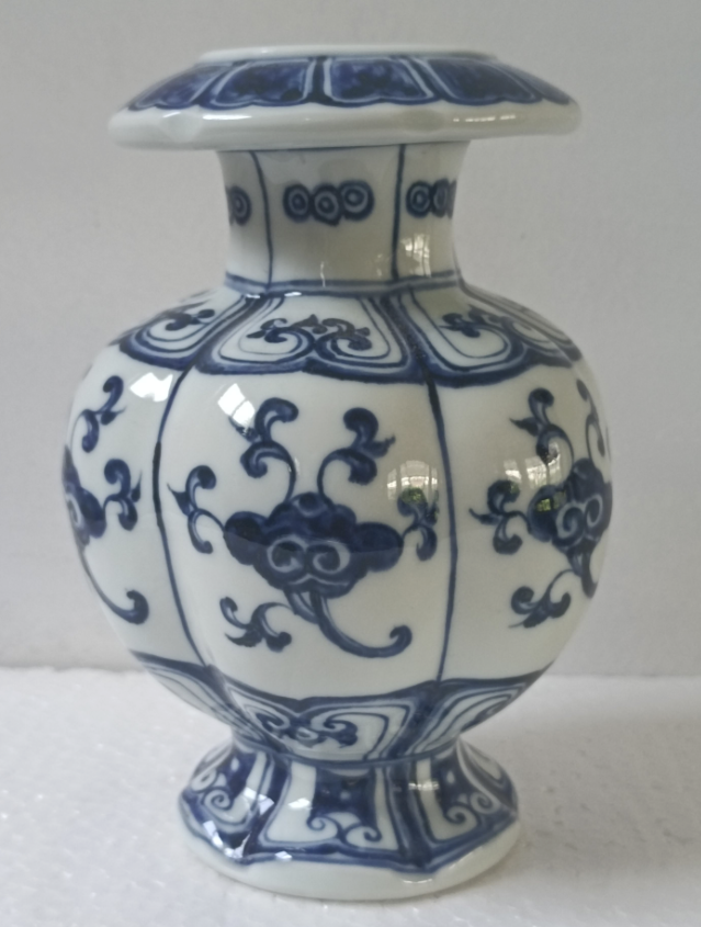 明宣德年制《青花灵芝纹石榴尊双圈》六字楷书款-嘉诚艺术