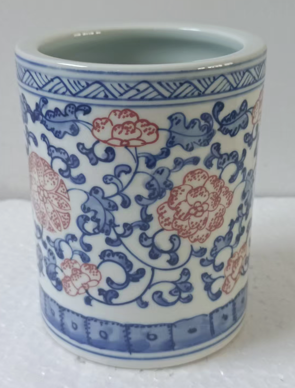 大清乾隆年制《青花釉裹红笔筒》-嘉诚艺术