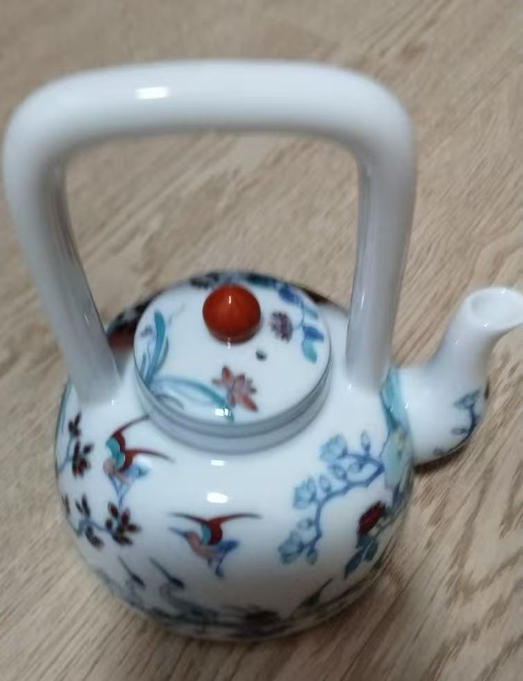 雍正年制《青花斗彩五伦图提梁壶》阳士琦-嘉诚艺术