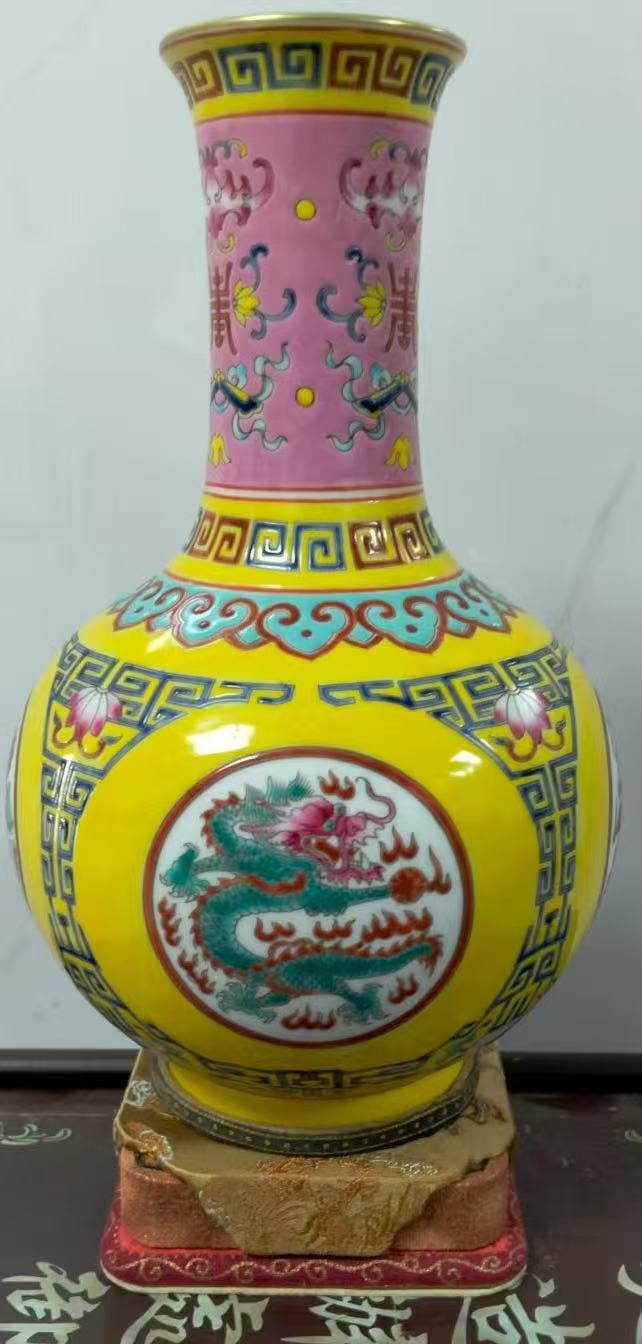 雍正年制《珐琅彩龙纹开窗描金赏瓶》-嘉诚艺术