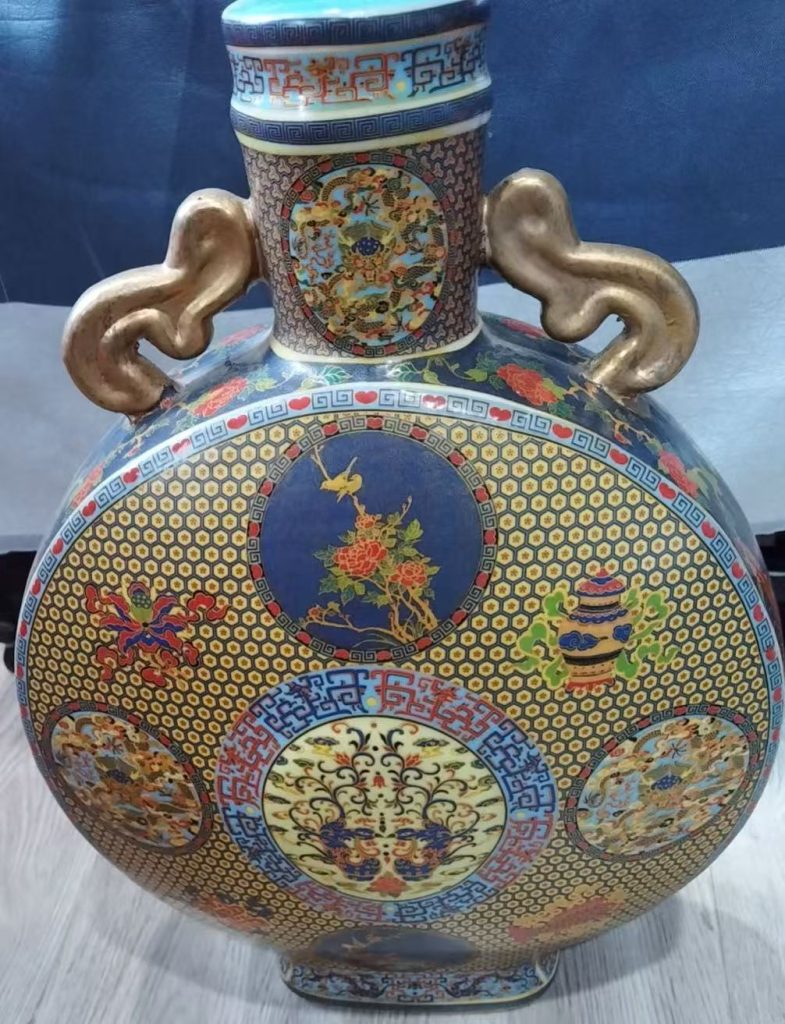图片[1]-雍正年制《扒花重工粉彩花鸟抱月瓶》-嘉诚艺术