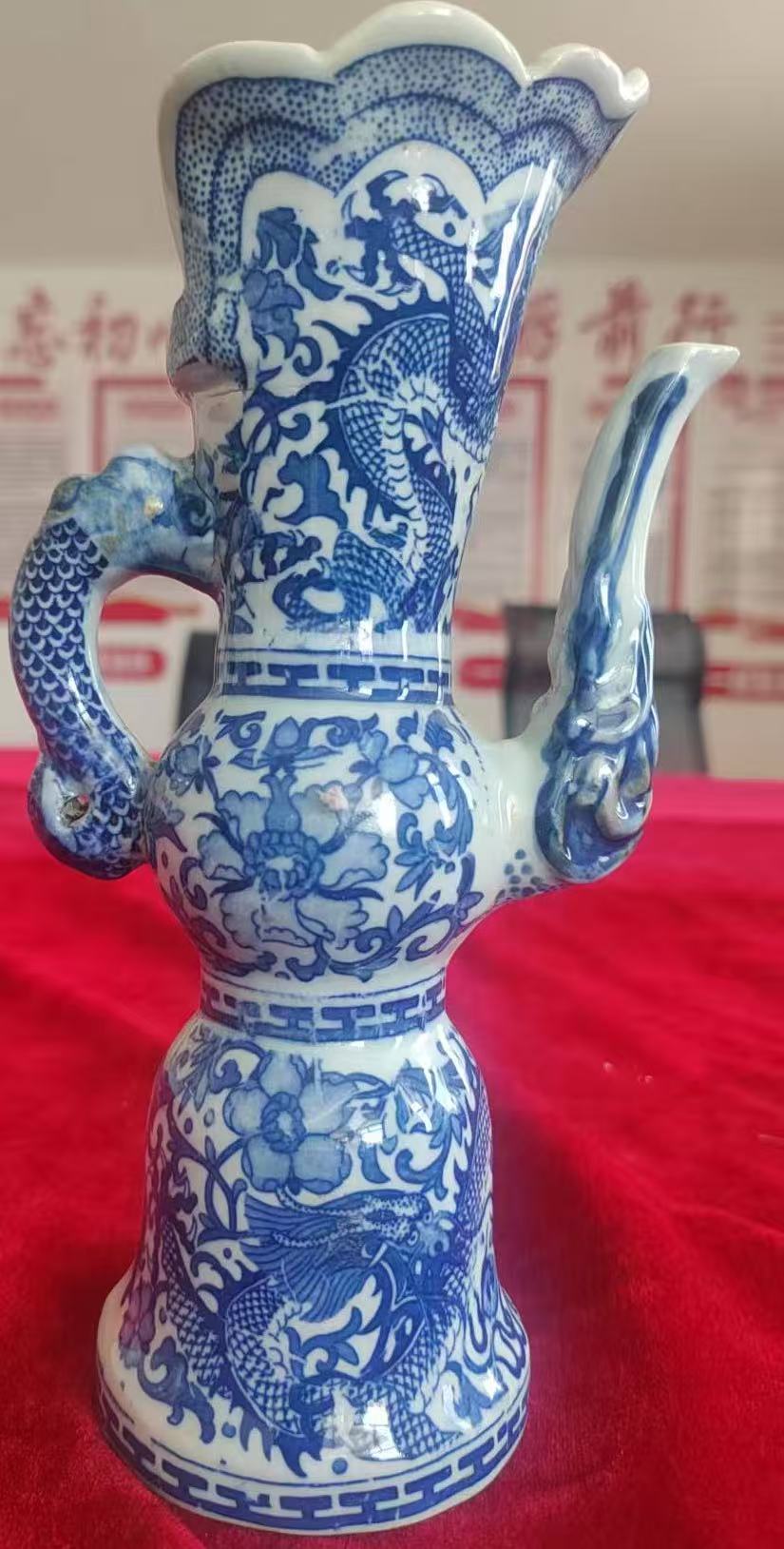 乾隆年制《青花龙纹多穆壶》-嘉诚艺术