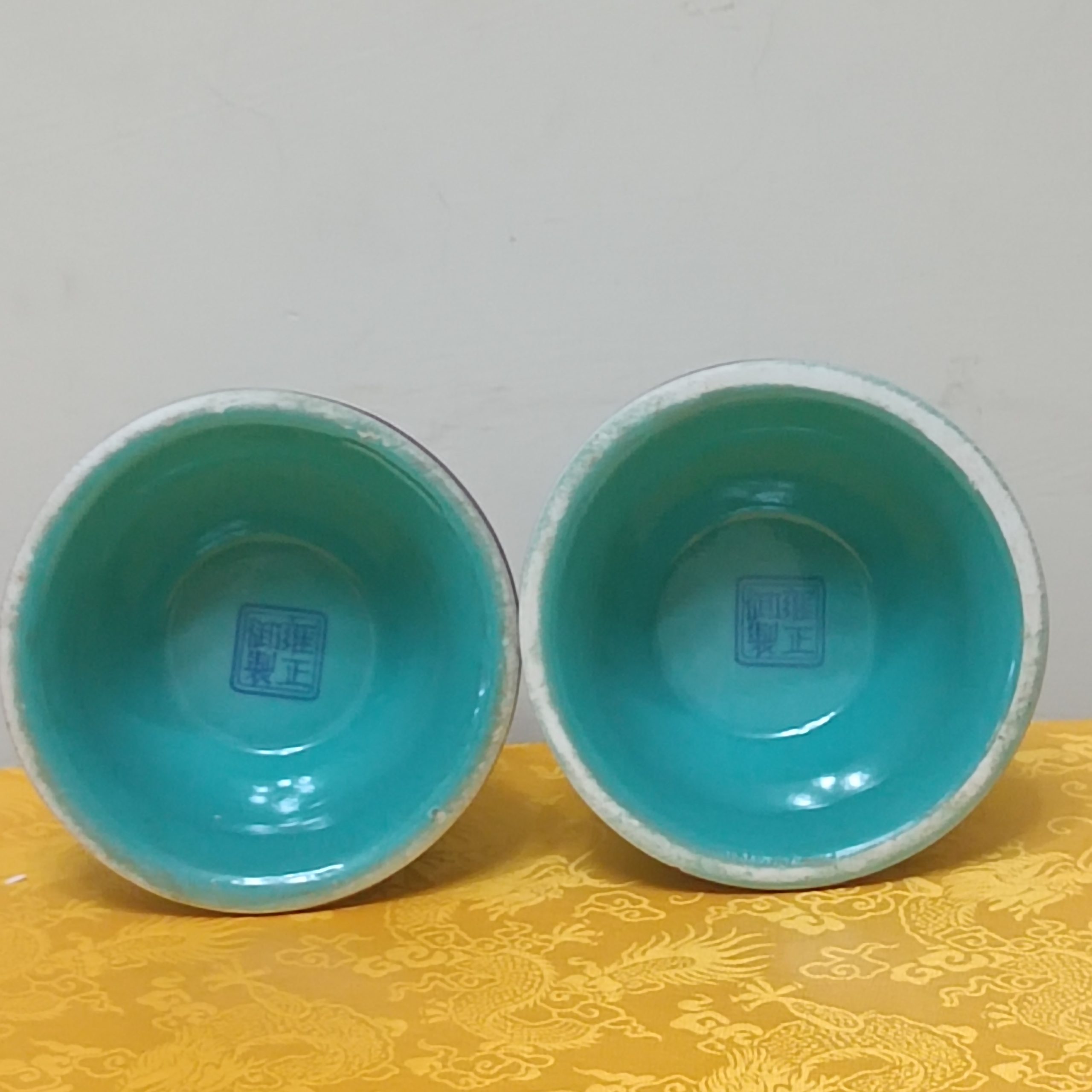 雍正年制《景泰蓝掐丝珐琅双层烛台》一对