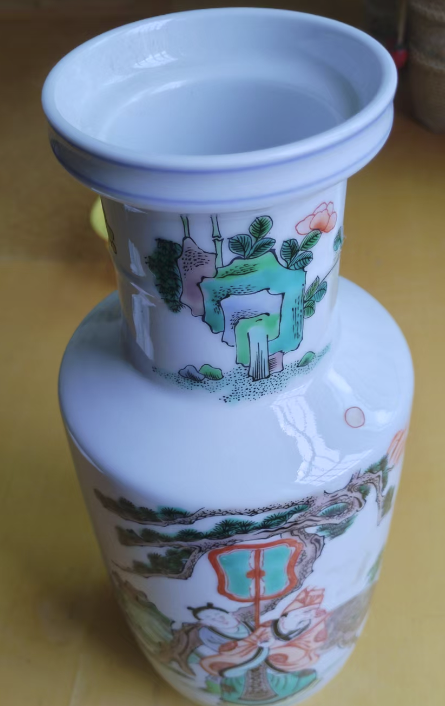 康熙年制《五彩人物棒槌瓶》-嘉诚艺术