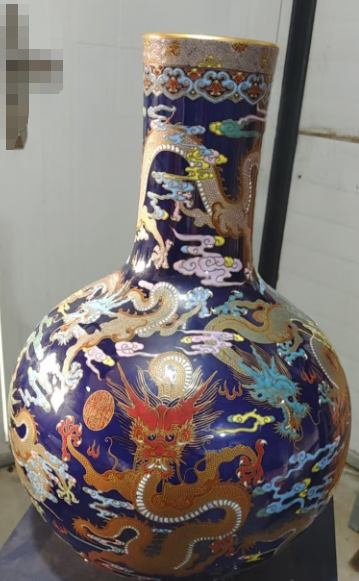 乾隆年制《掐丝珐琅龙纹天球瓶》-嘉诚艺术