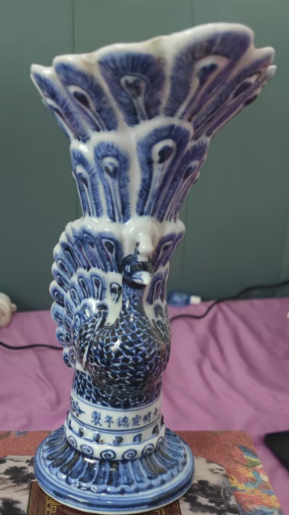 宣德年制《孔雀开屏花觚》-嘉诚艺术