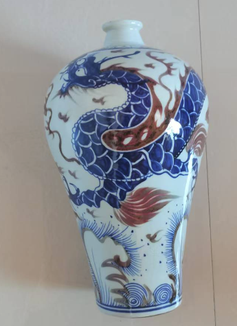 成化年制《粉彩龙纹梅瓶》-嘉诚艺术