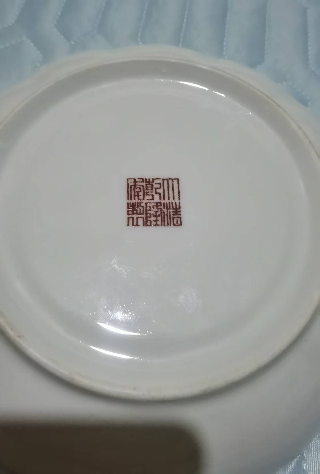 乾隆年制《鸟语枝头》郎世宁画