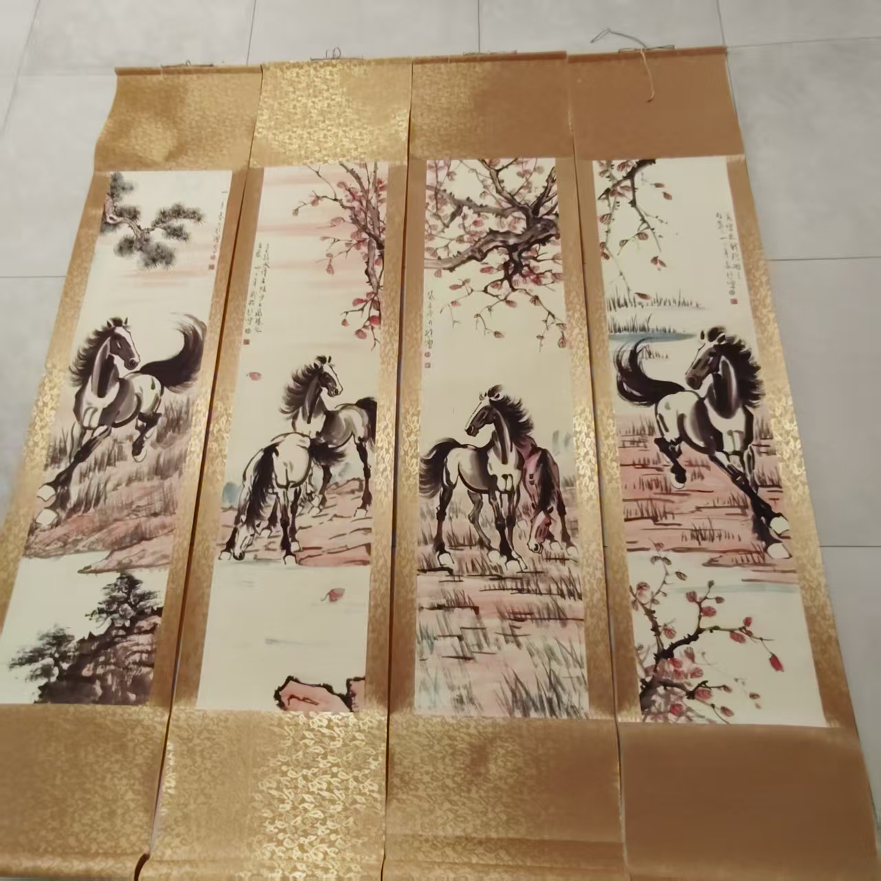 徐悲鸿《骏马图》四条屏-嘉诚艺术