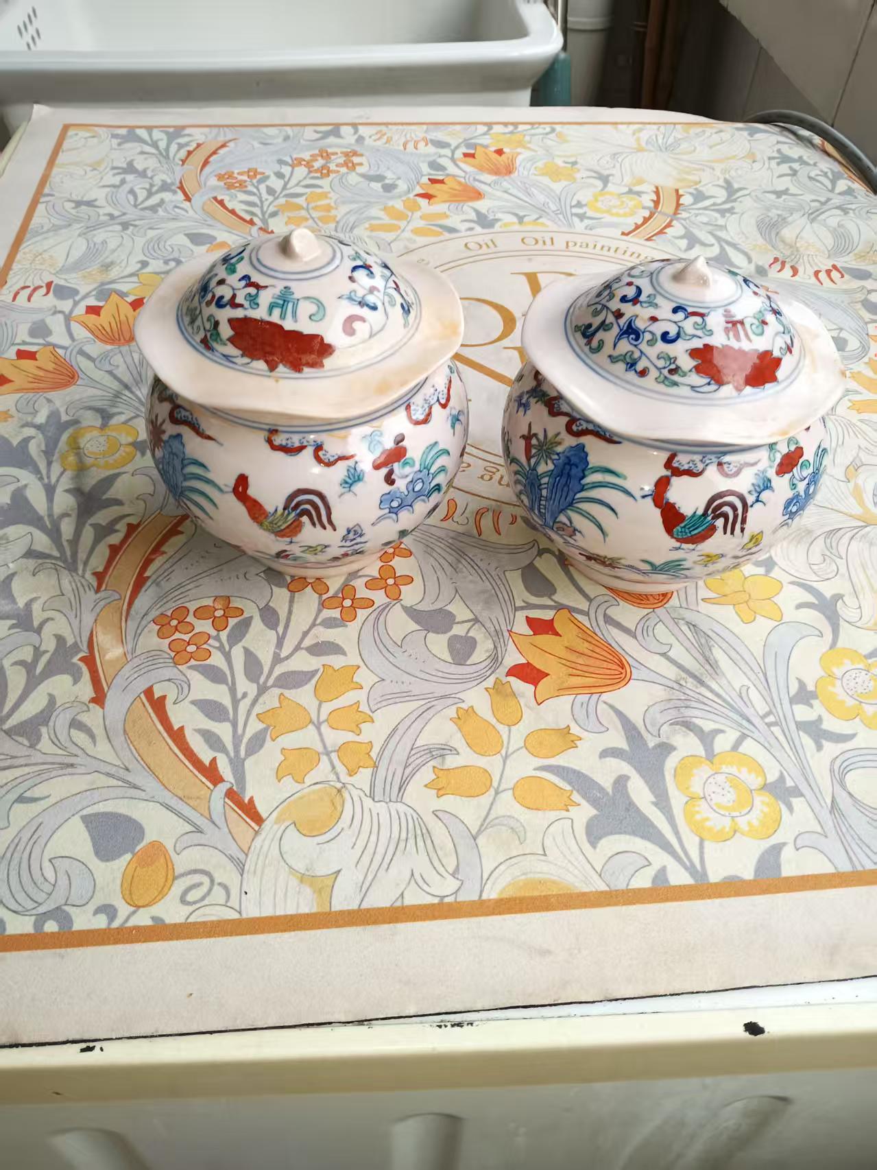 大明成化年制《斗彩双缸》