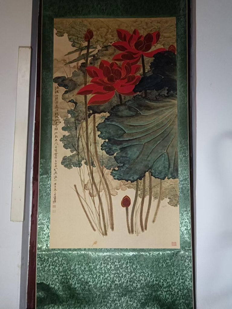 图片[1]-张大千《描金荷花图》-嘉诚艺术