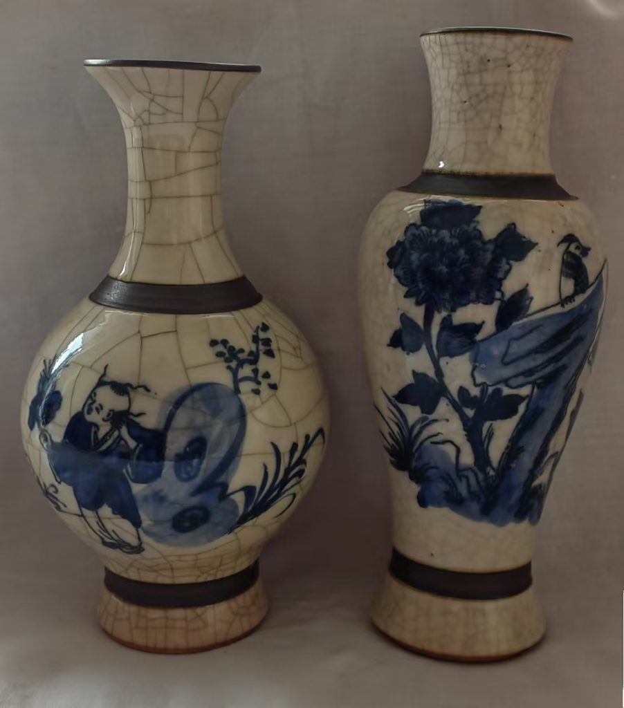 图片[1]-人物青花瓶（一对）-嘉诚艺术