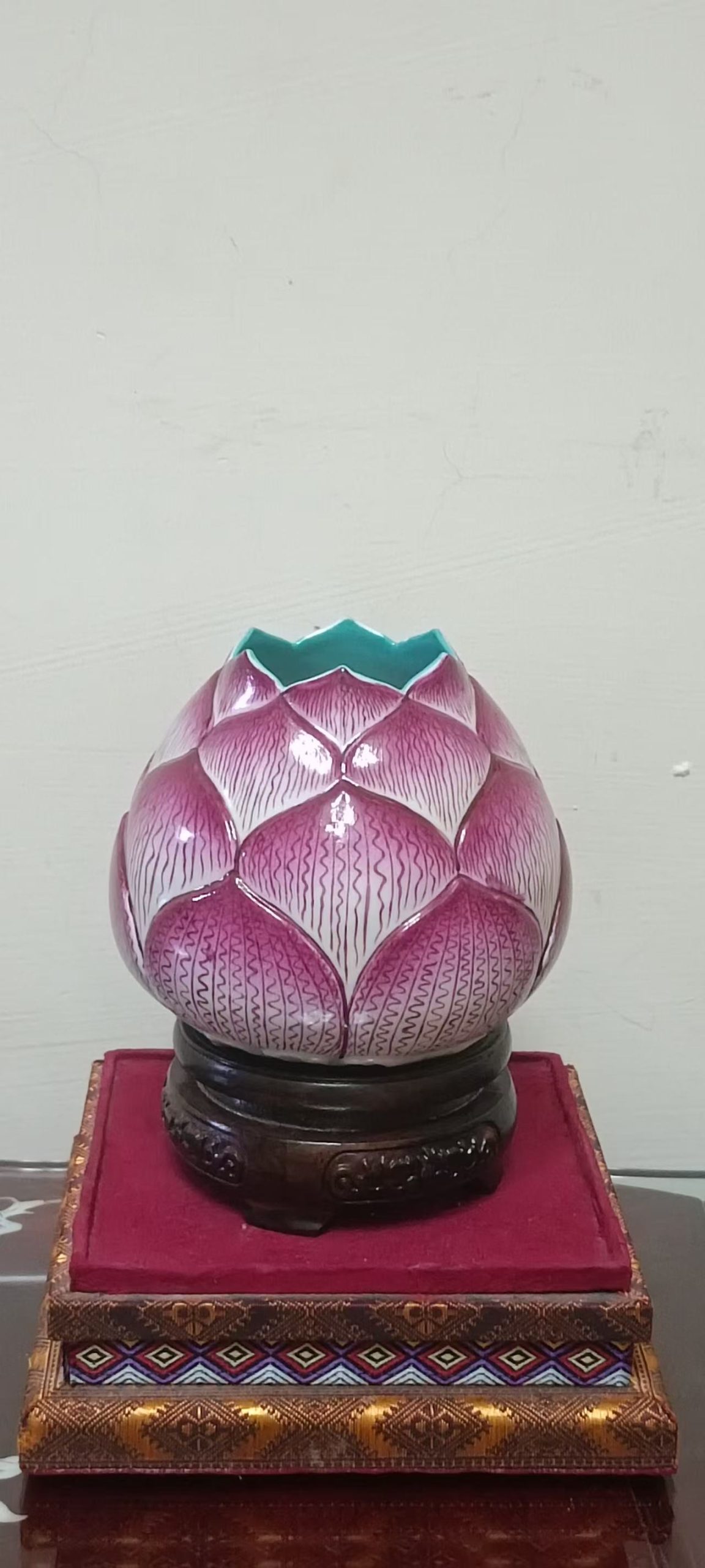 乾隆年制《粉彩莲瓣水盂》-嘉诚艺术