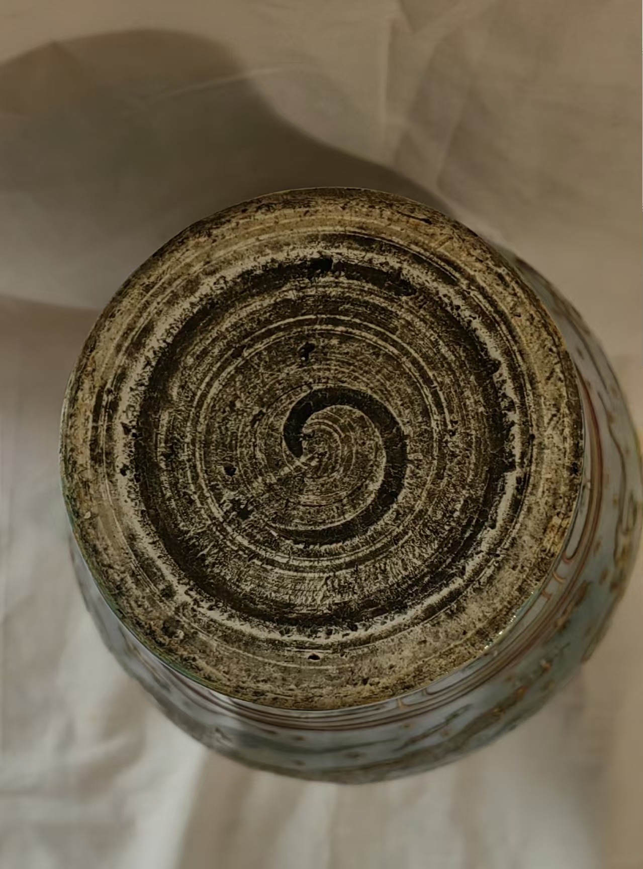 蓝釉描金龙纹兽耳瓶