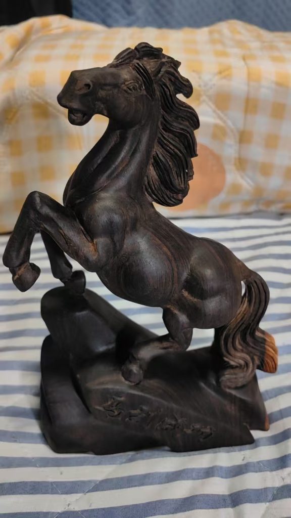 图片[1]-乾隆年制《马到成功》奇楠沉香-嘉诚艺术