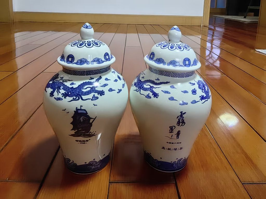 图片[1]-雾里青《绿茶将军罐》-嘉诚艺术