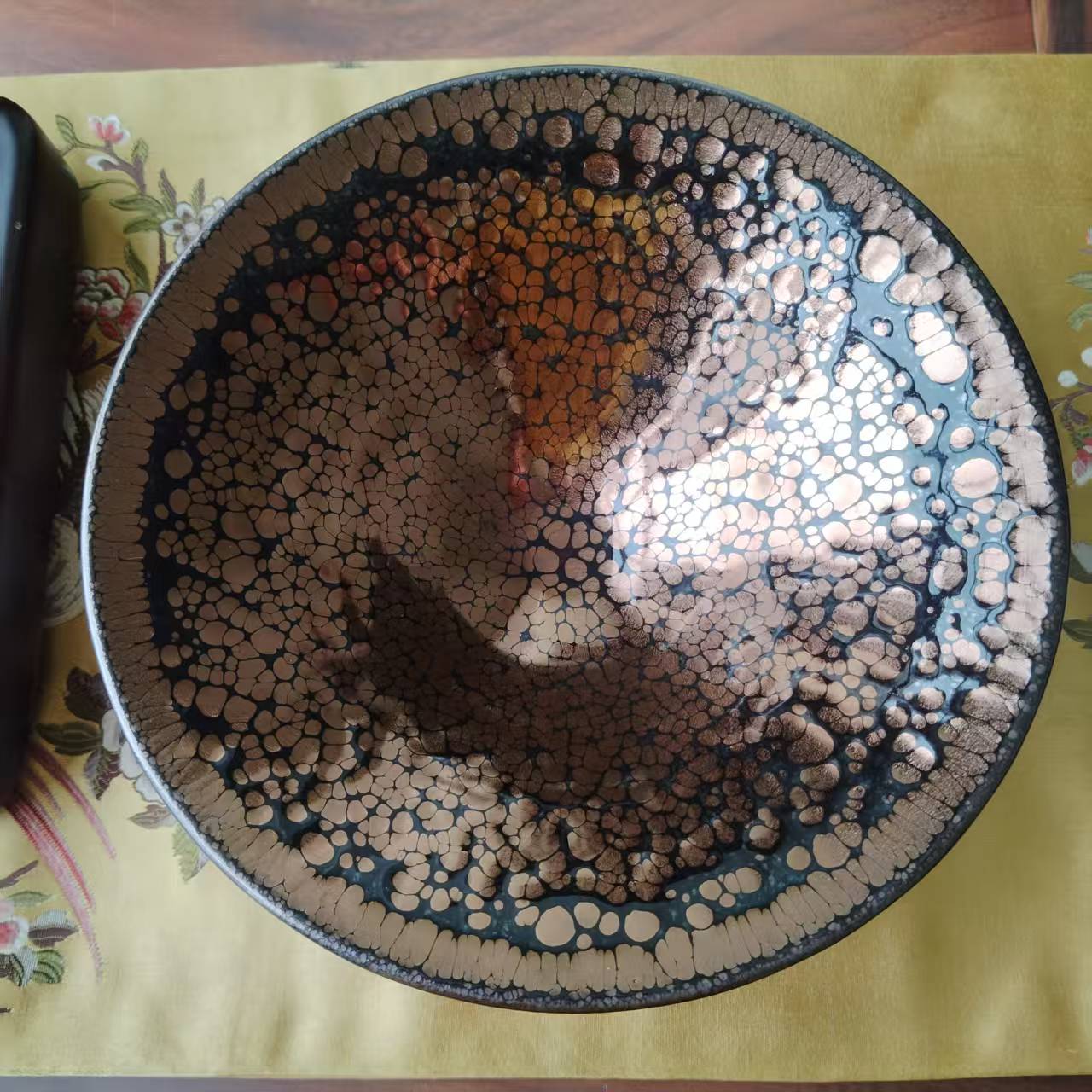 黄美金《金油滴盏》-嘉诚艺术