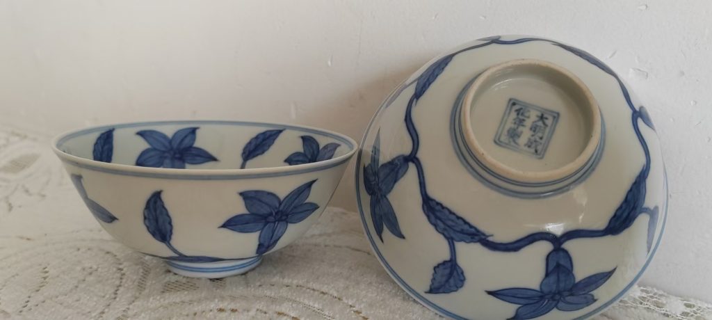 图片[2]-成化年制《青花栀子花纹碗》一对-嘉诚艺术