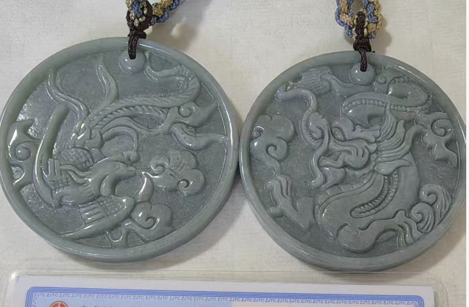 翡翠《龙凤玉配》-嘉诚艺术