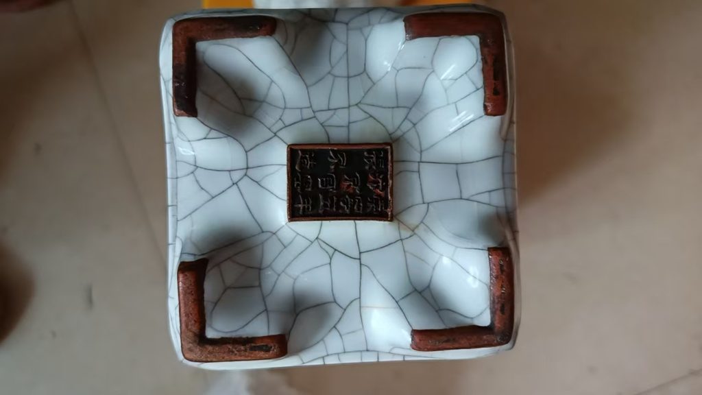 图片[1]-汴京官窑《青釉贯耳瓶》《青釉花器》-嘉诚艺术