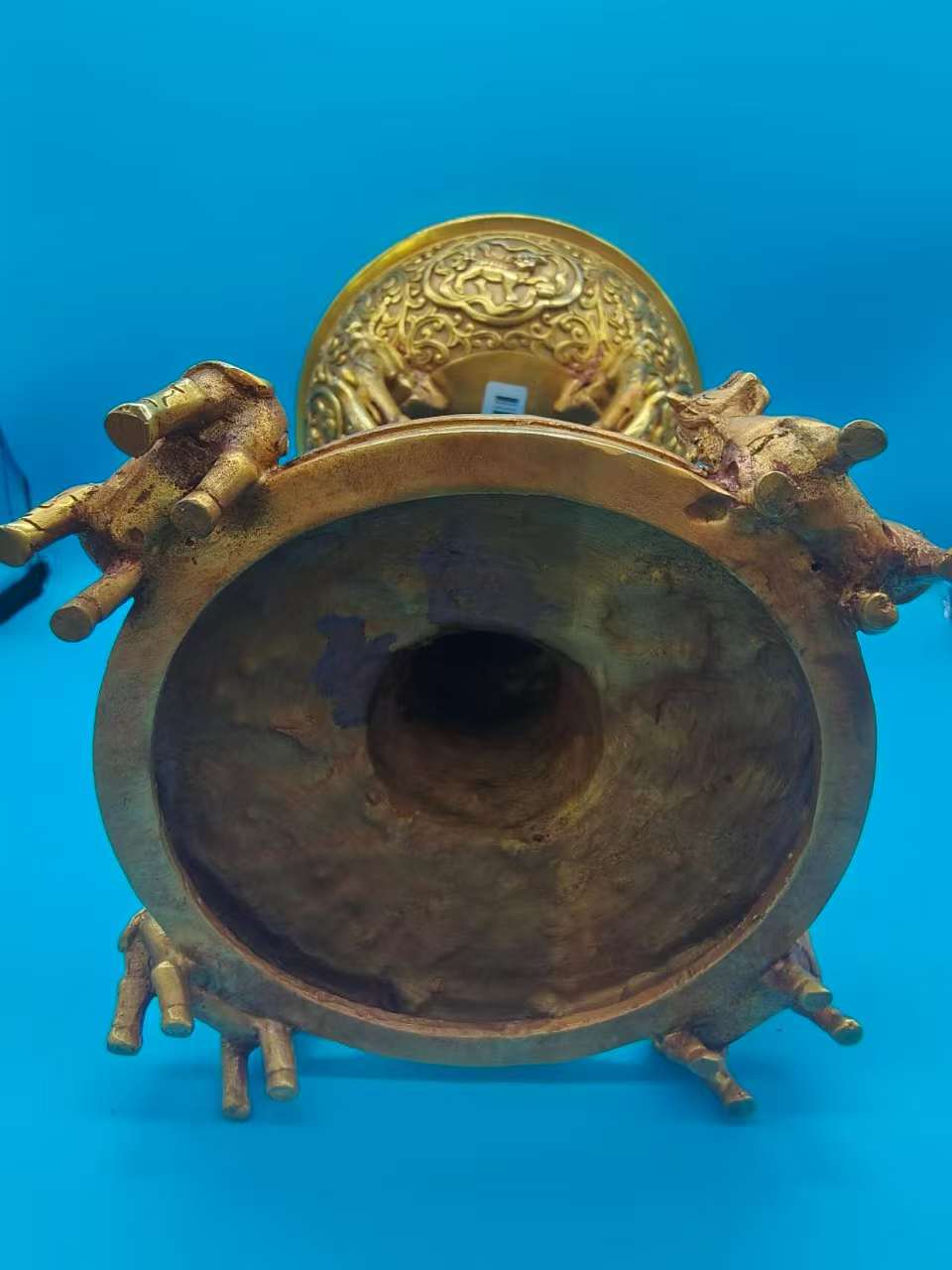 宣德年制《狮庆盘龙钮豆炉》