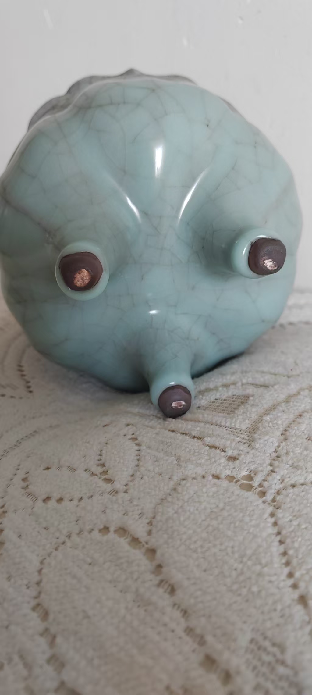 南宋《官窑三足炉》