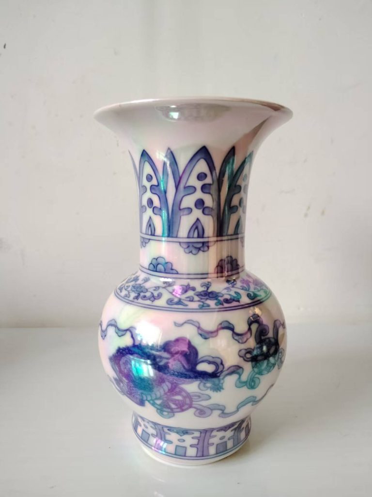 图片[1]-成化年制《贝壳釉龙纹瓶》-嘉诚艺术