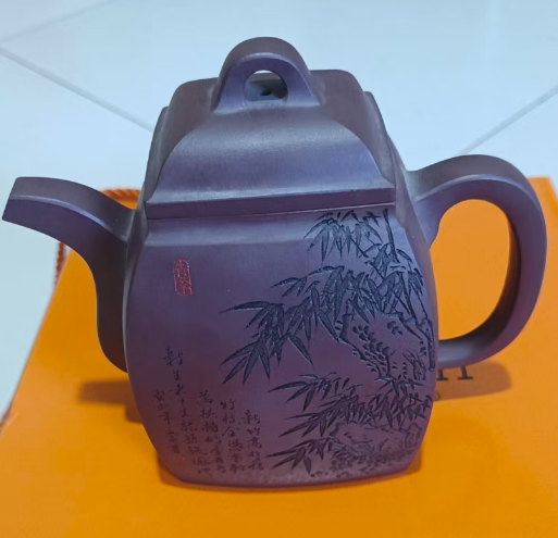 紫砂壶-嘉诚艺术