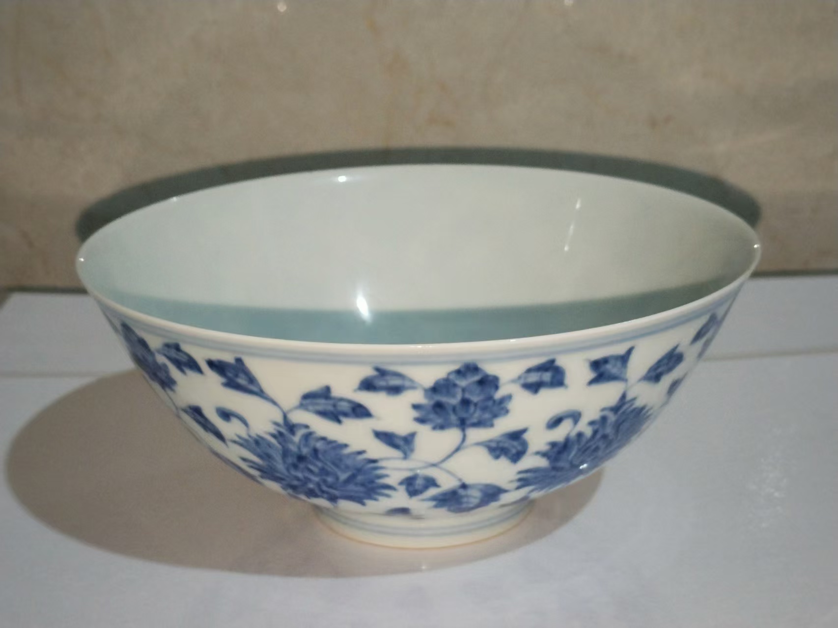 成化年制《薄胎缠枝莲碗》-嘉诚艺术