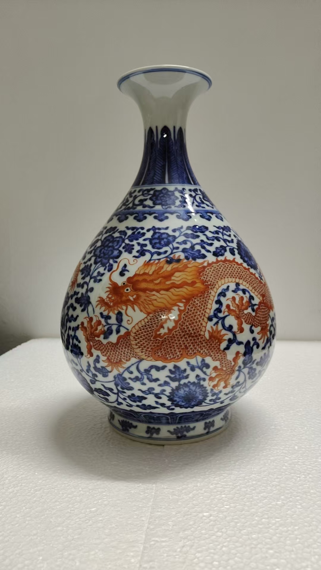 雍正年制《青花矾红双龙玉壶春瓶》-嘉诚艺术