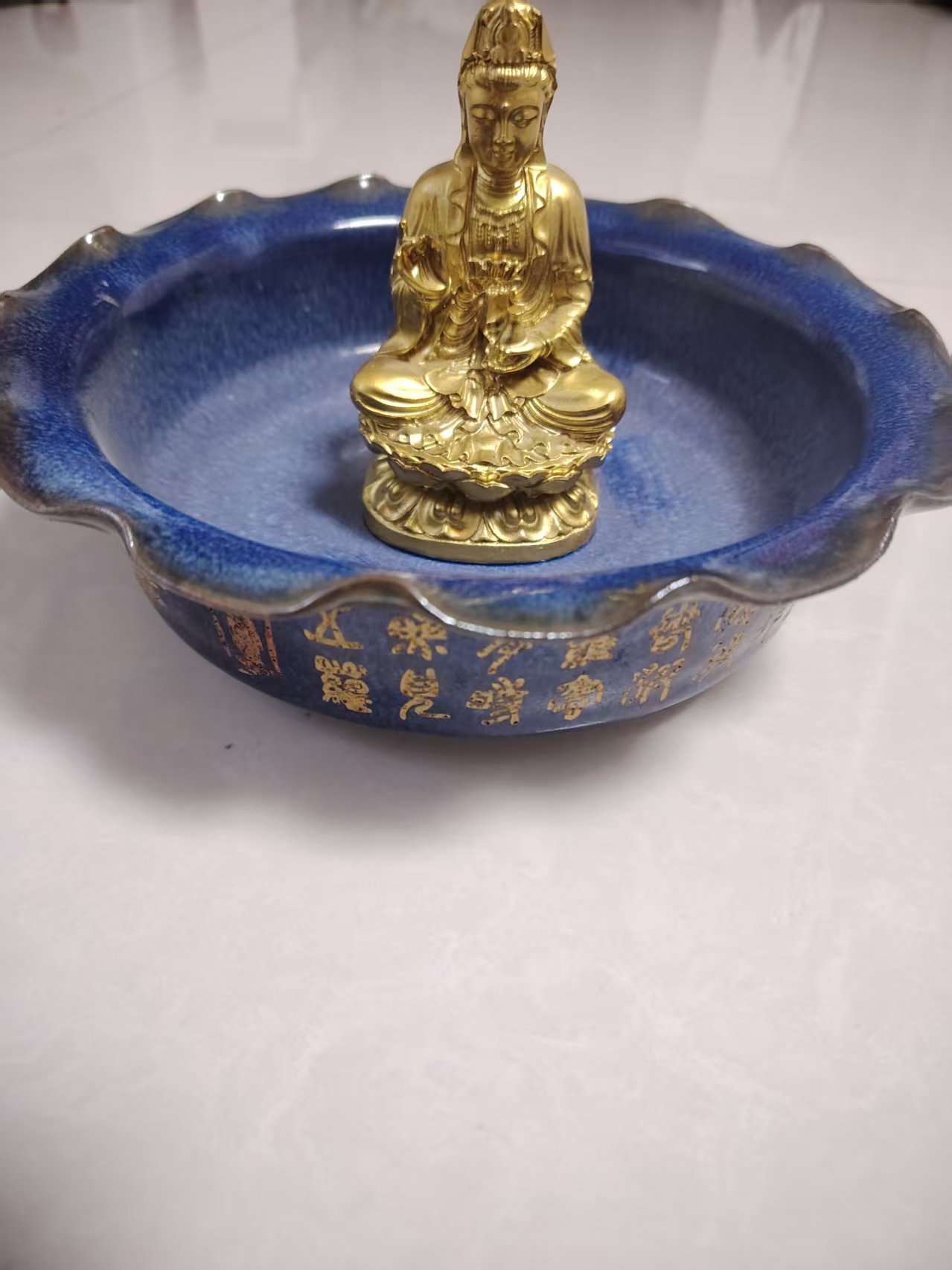 霁蓝釉描金观音水洗-嘉诚艺术