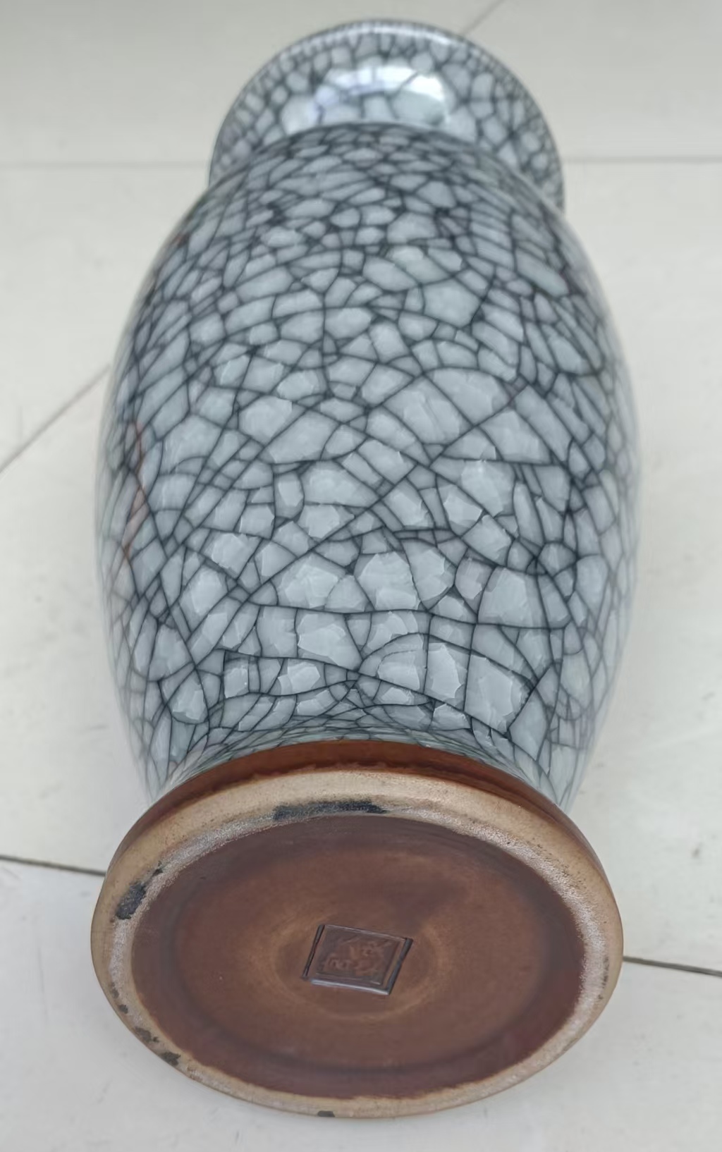 大宋官窑《冰片瓷瓶》