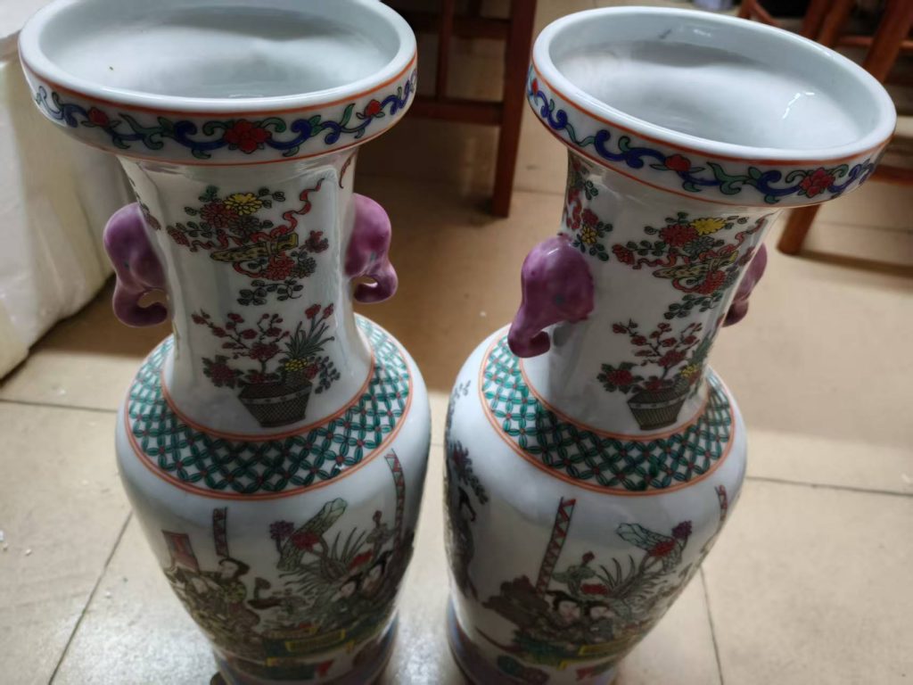 图片[1]-雍正年制《五彩象耳盘口瓶》一对-嘉诚艺术