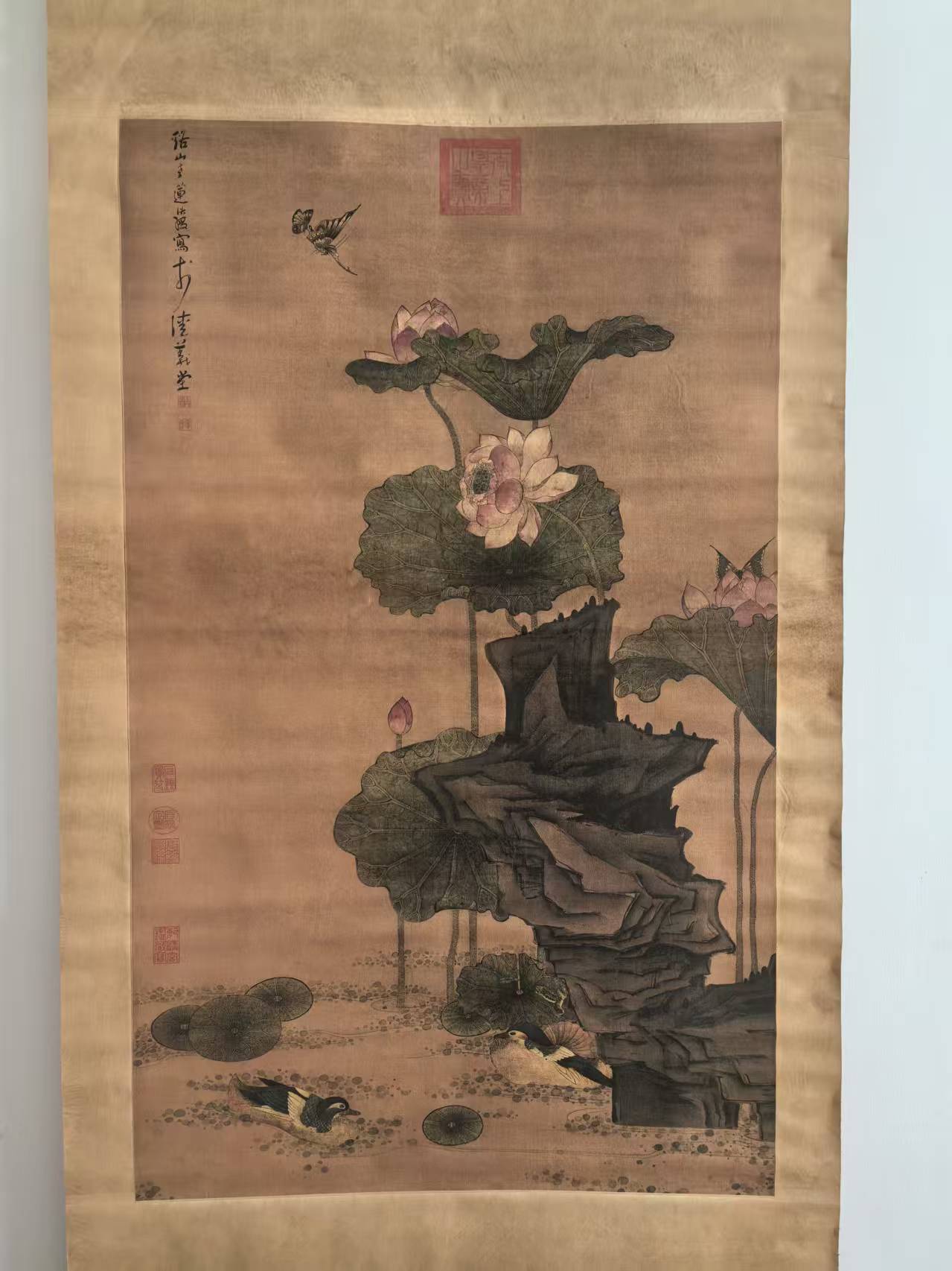 陈洪绶《荷花鸳鸯图》-嘉诚艺术