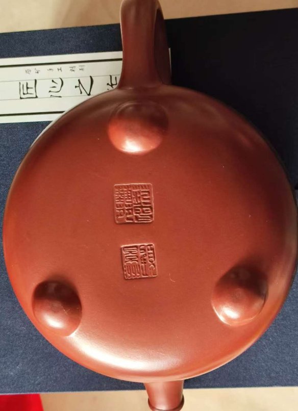 顾景舟《紫砂壶》