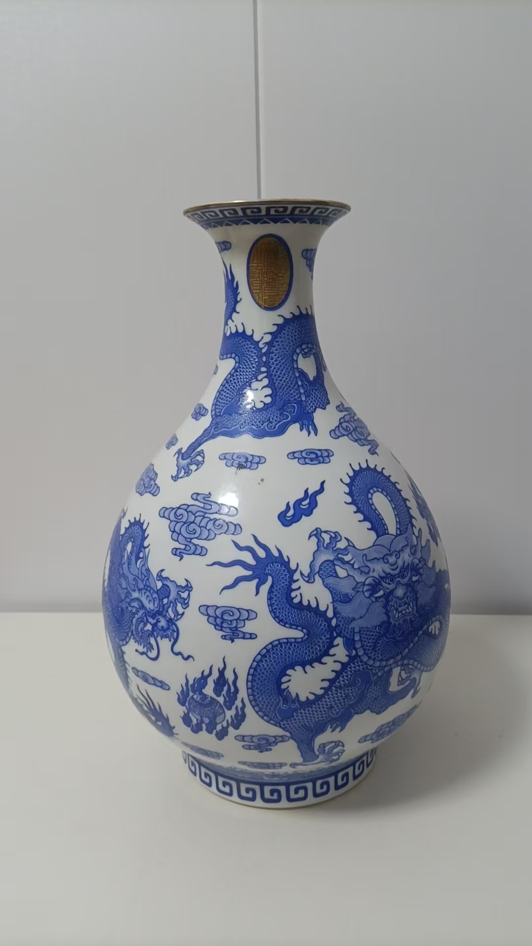 乾隆年制《青花龙纹玉壶春瓶》-嘉诚艺术