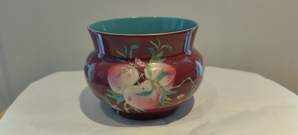 图片[1]-雍正年制《矾红粉彩九桃纹杯》-嘉诚艺术