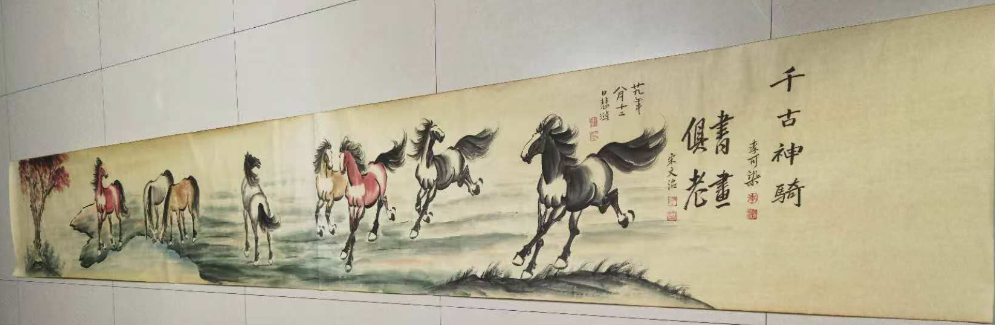 徐悲鸿《骏马图》-嘉诚艺术