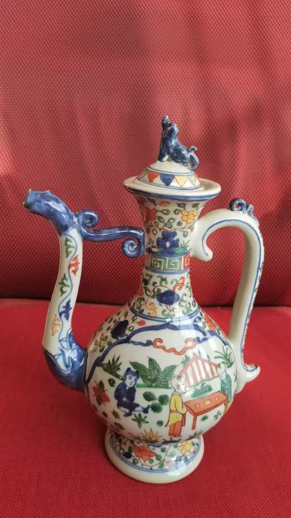 图片[1]-万历年制《青花斗彩执壶》-嘉诚艺术