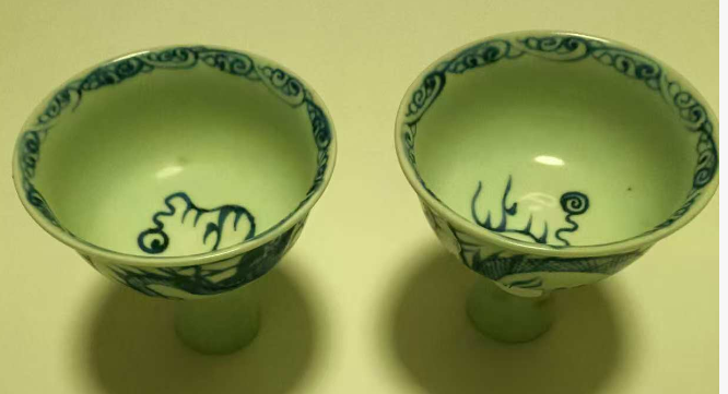 青花龙纹高足杯（一对）