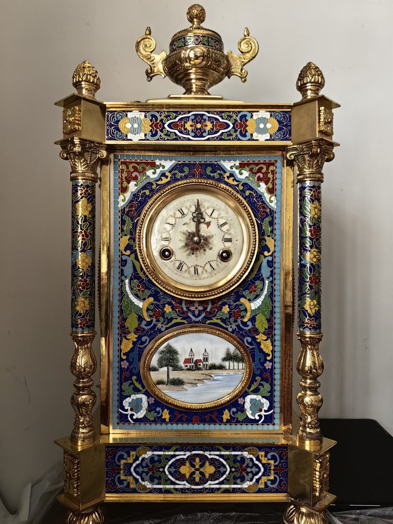 图片[1]-鎏金掐丝珐琅彩亭式座钟-嘉诚艺术